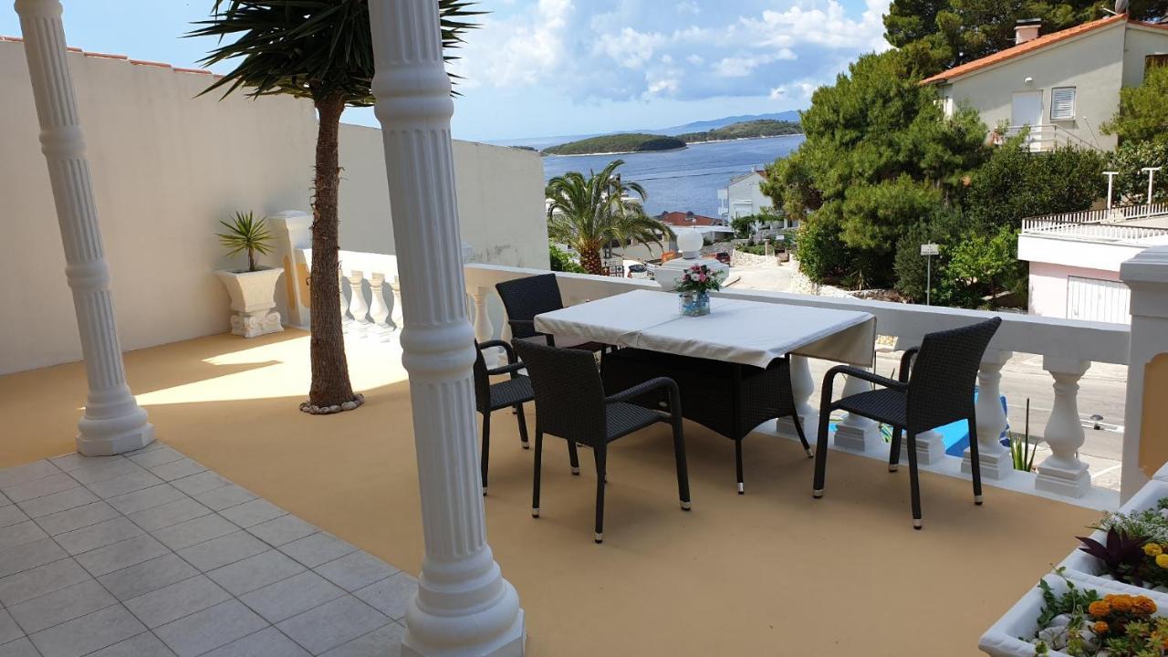 Apartmens Spiko 2 Hotel Hvar Town Exterior photo