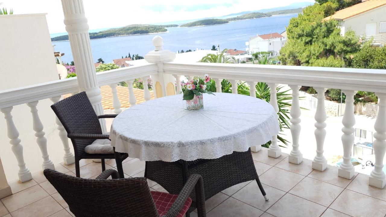 Apartmens Spiko 2 Hotel Hvar Town Exterior photo